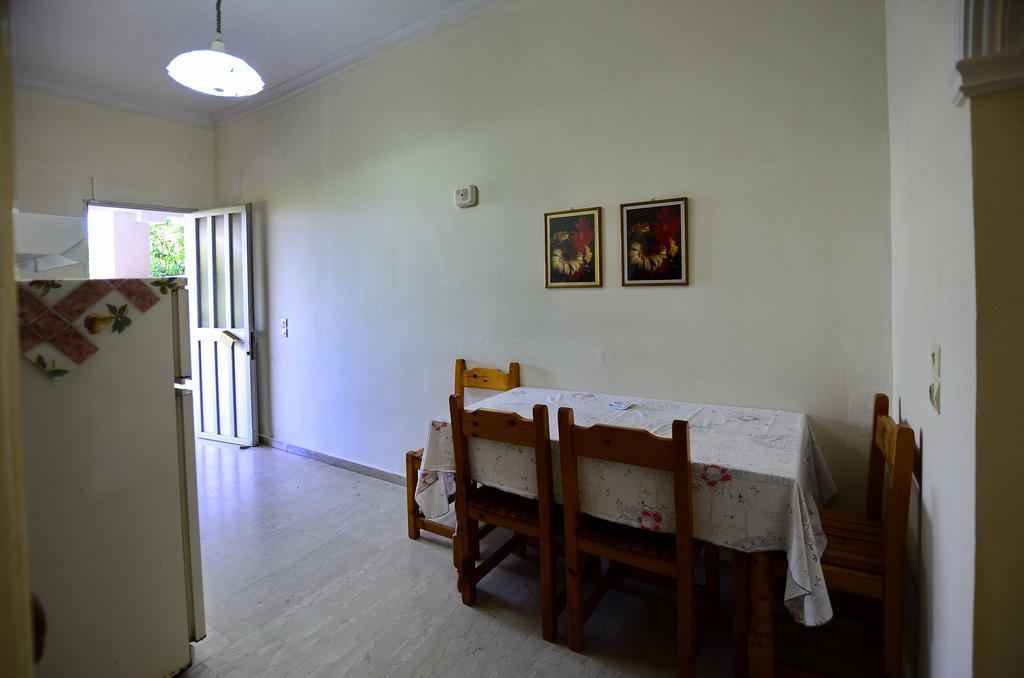 Villa Rebecca Ájos Górdios Eksteriør bilde